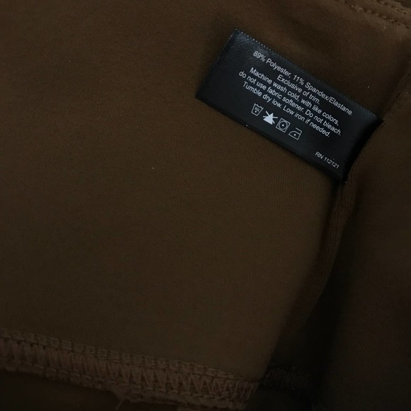 Spanx Ready to Wow Structured Legging Sable Brown - Picture 5 of 6